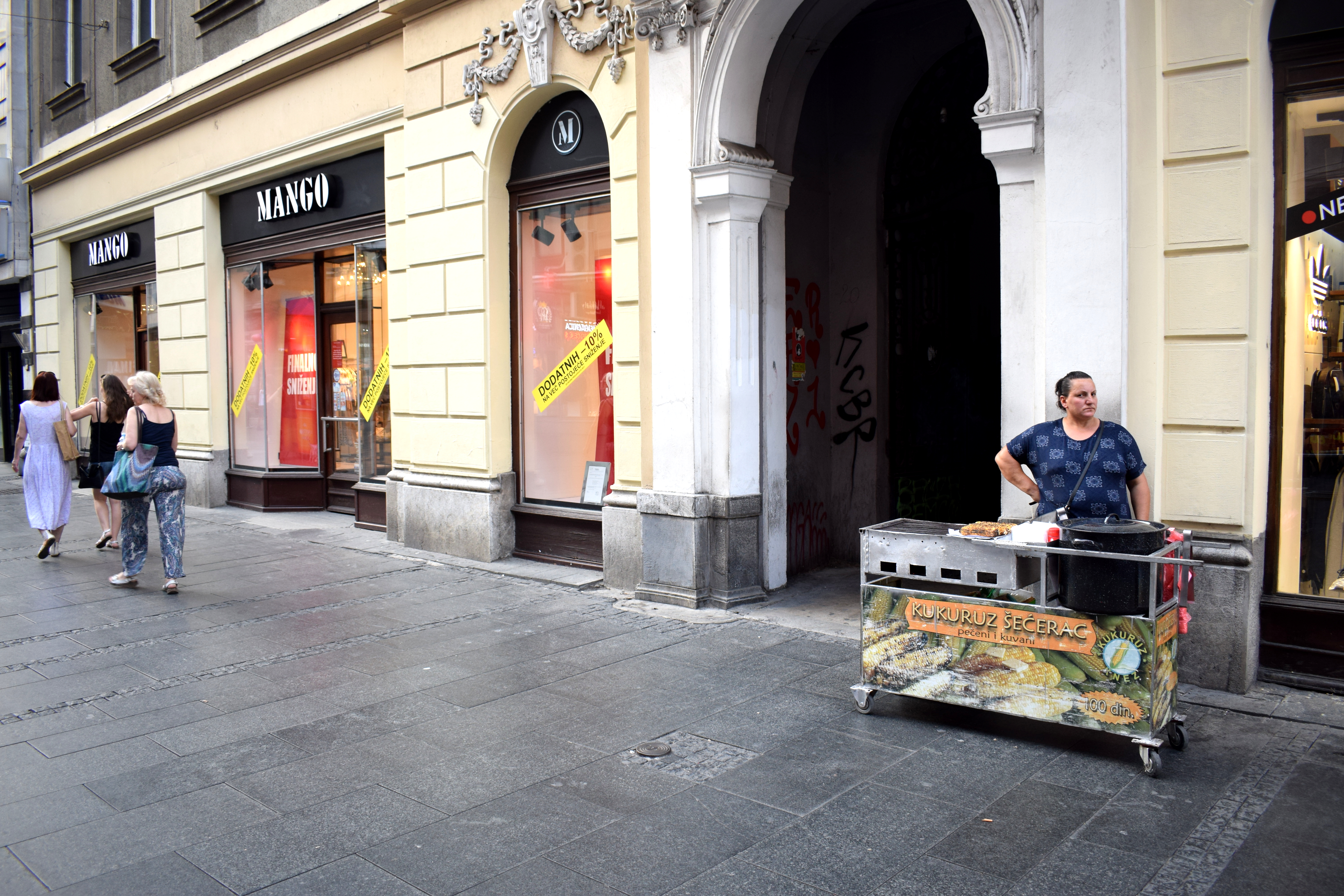 Corn on the cob on Knez Mihailova Street in Belgrade, Serbia (Beograd, Srbija) 