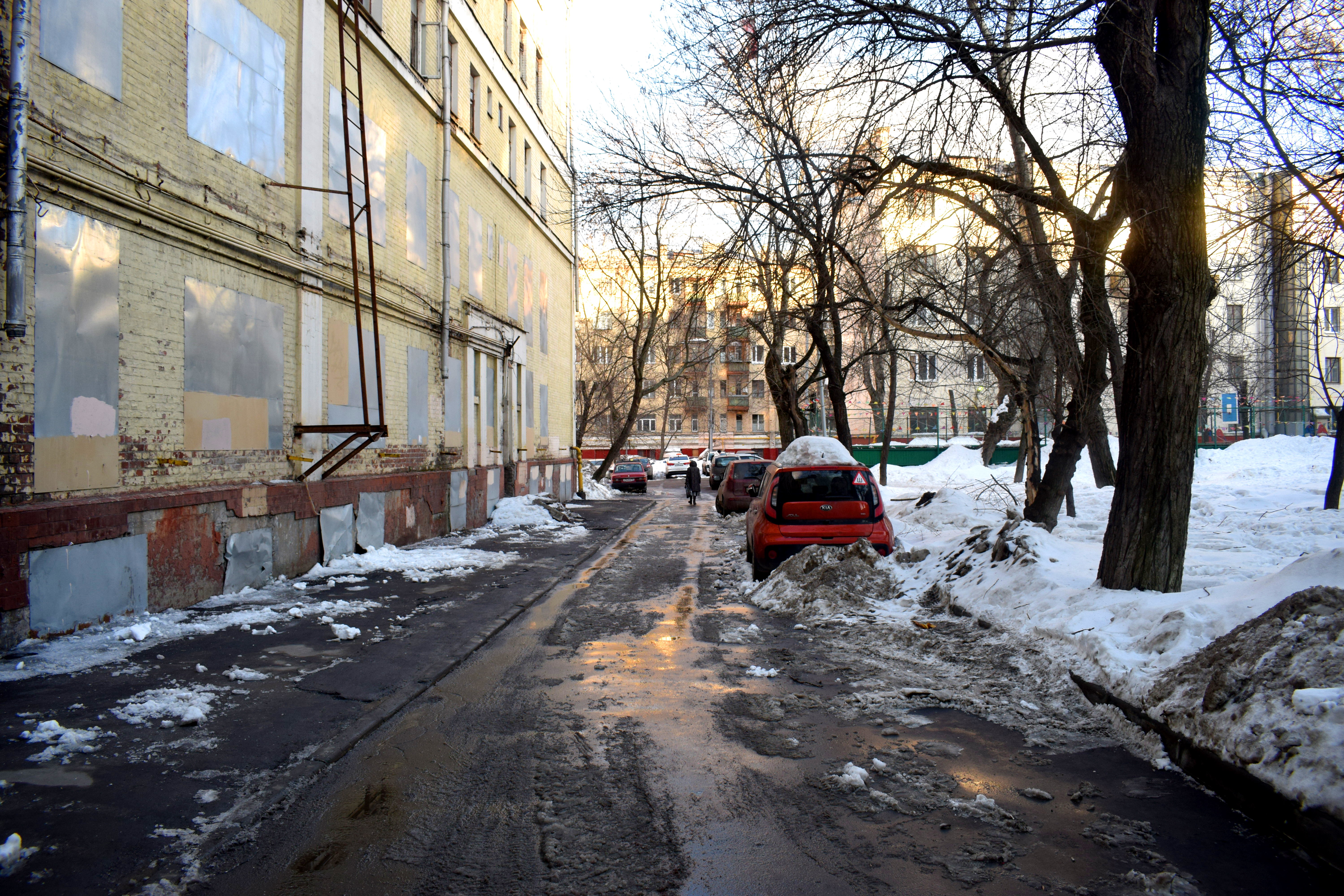 Moscow Destruction Buildings Renovation Русаковская